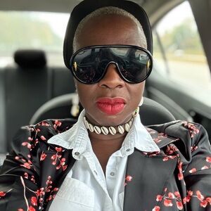 Meet your Posher, Harriett